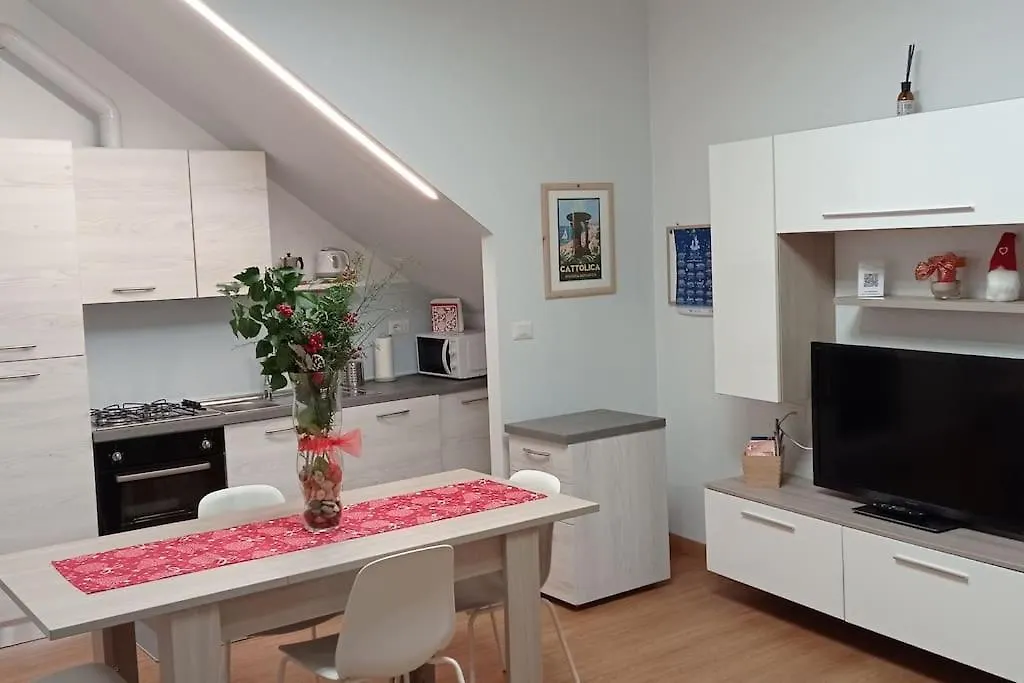 Apartment Soggiorno A 5 Stelle, Tra Mare, Cultura E Natura Cattolica Italy